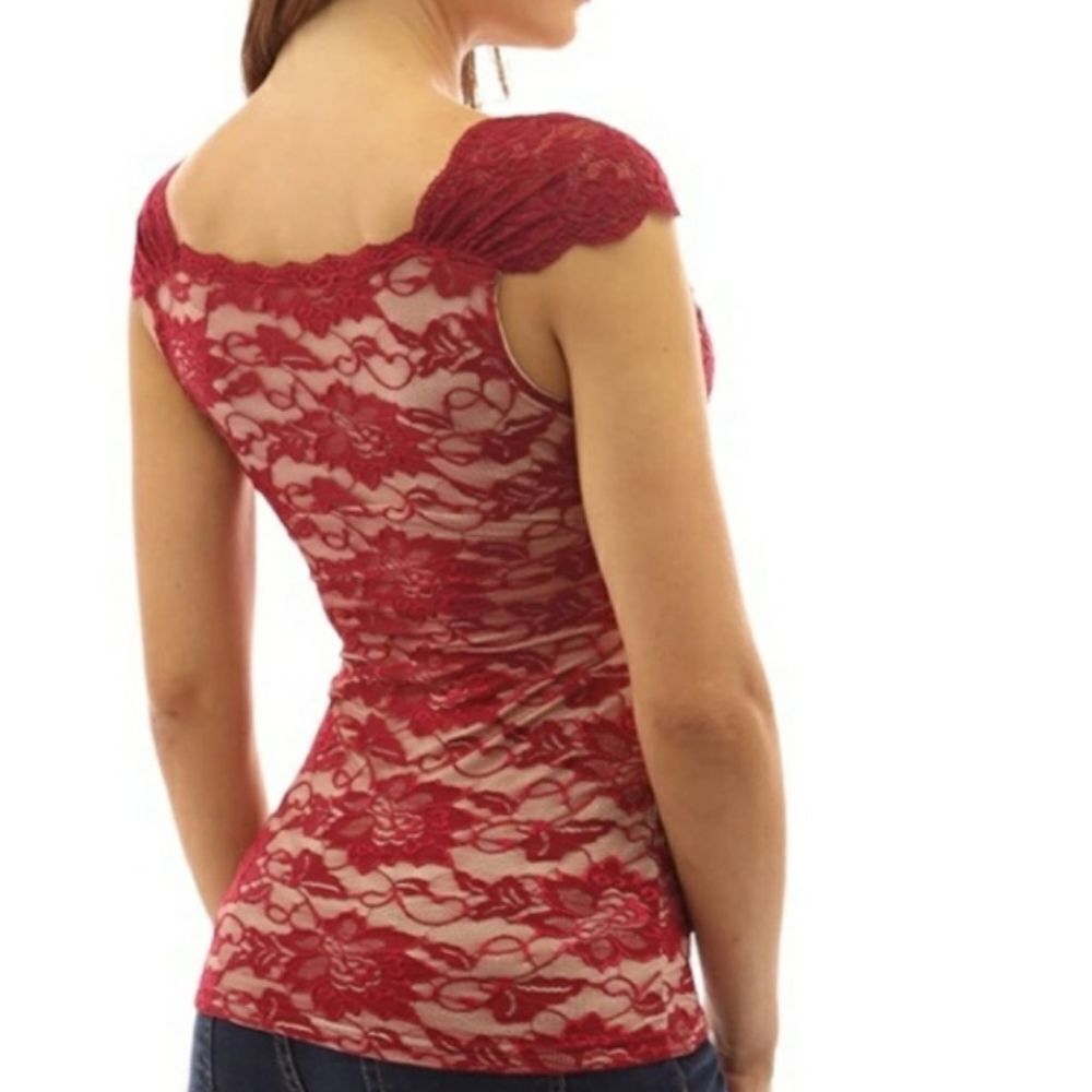 AVOCADO RED LACE &TAN WOMEN"S TOP